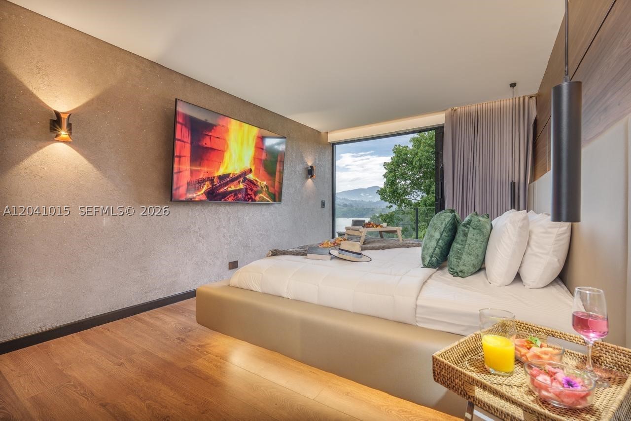 El Penol, Santa Ana - Residential
