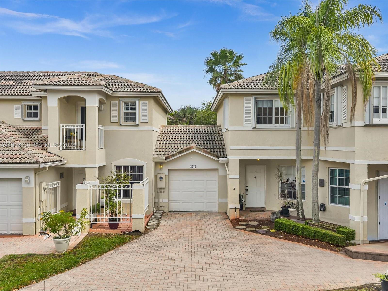 PEMBROKE ISLES 1 - Residential