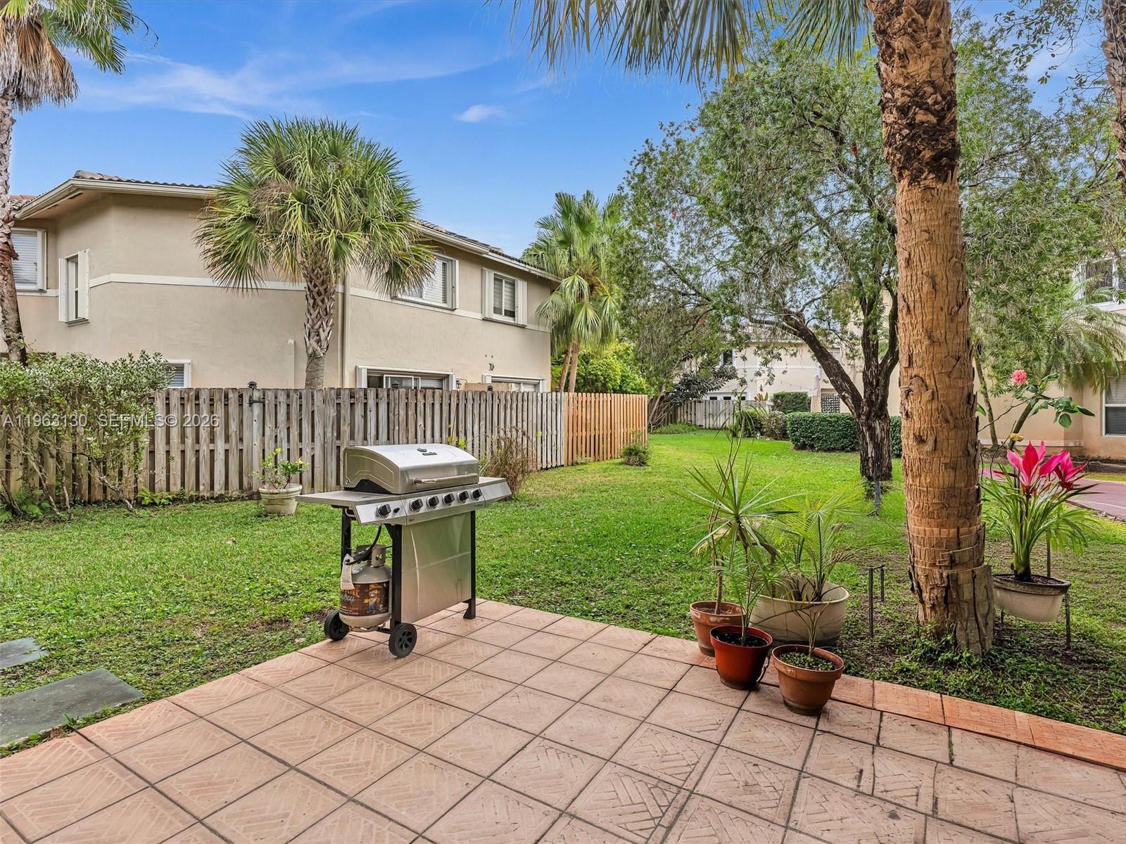 PEMBROKE ISLES 1 - Residential