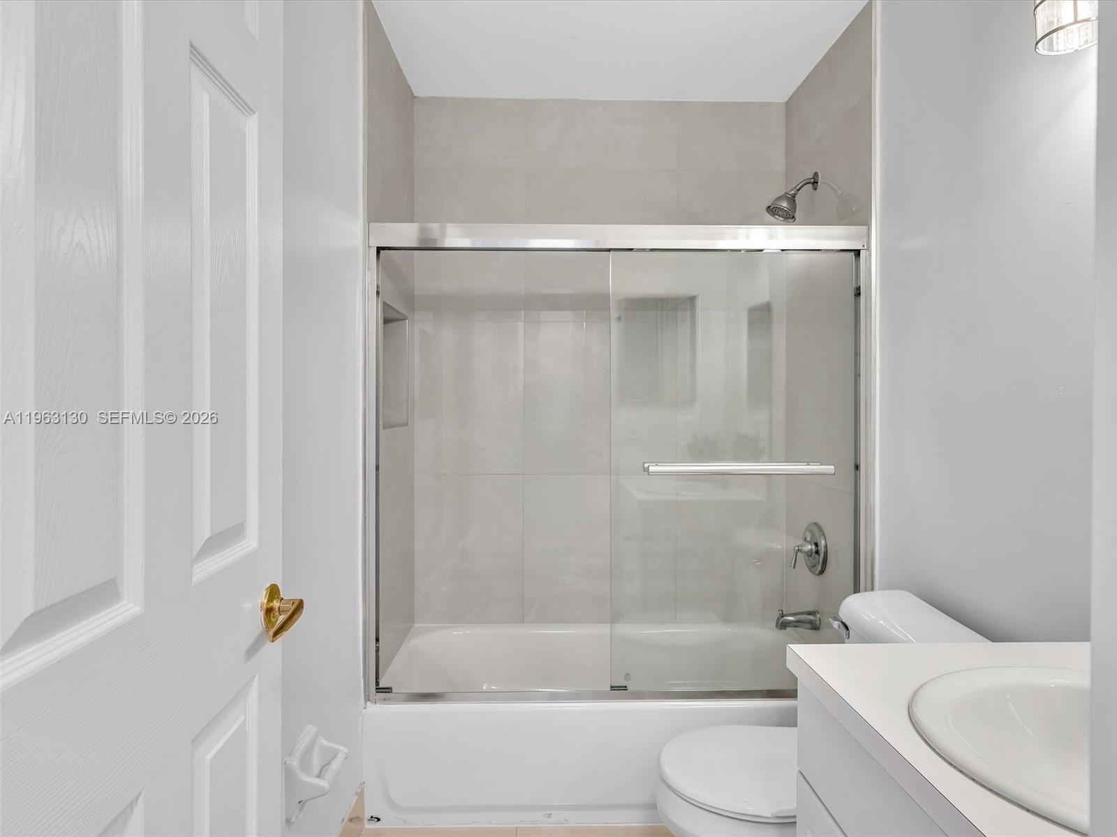 PEMBROKE ISLES 1 - Residential