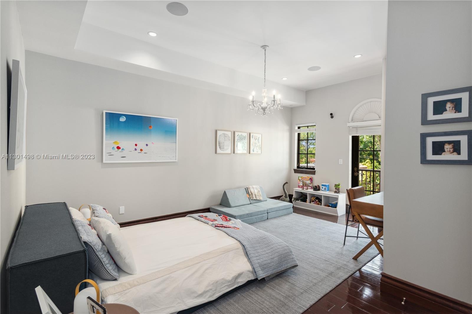 LINDEN ACRES - Residential