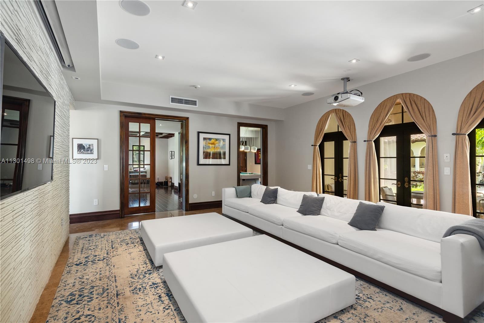 LINDEN ACRES - Residential