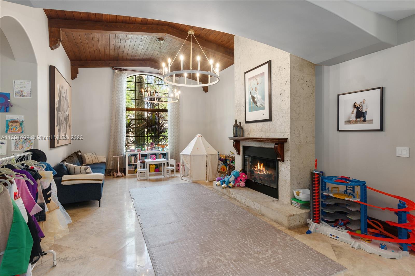LINDEN ACRES - Residential