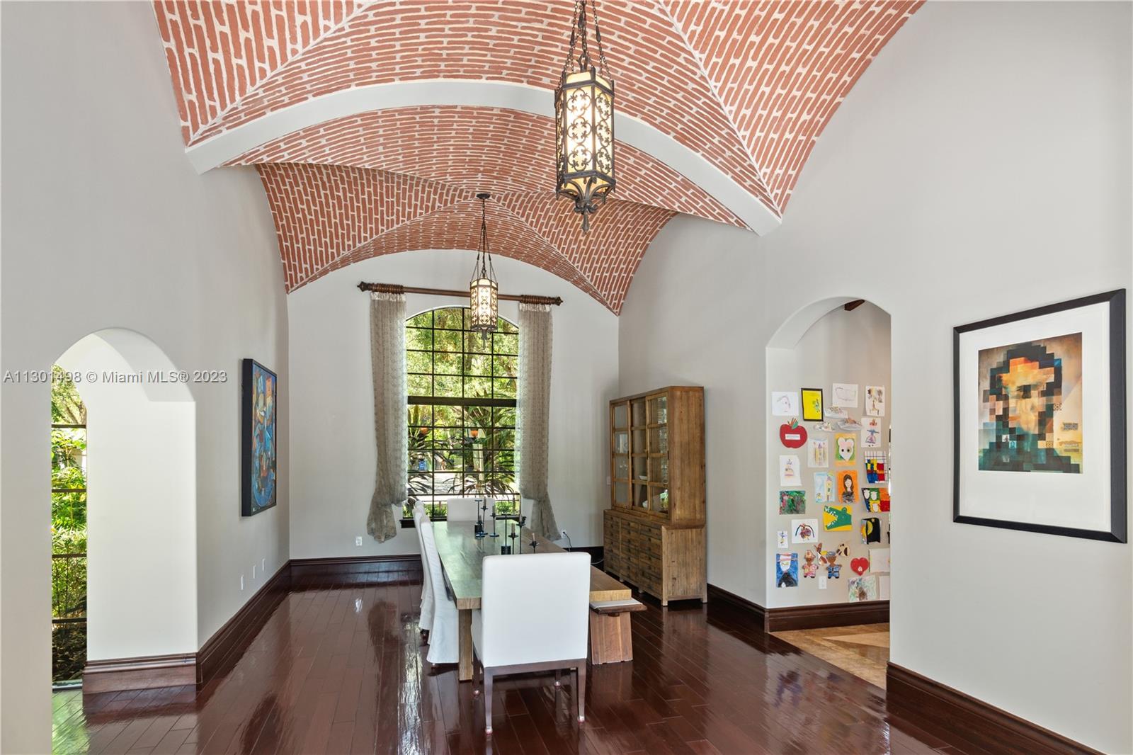 LINDEN ACRES - Residential