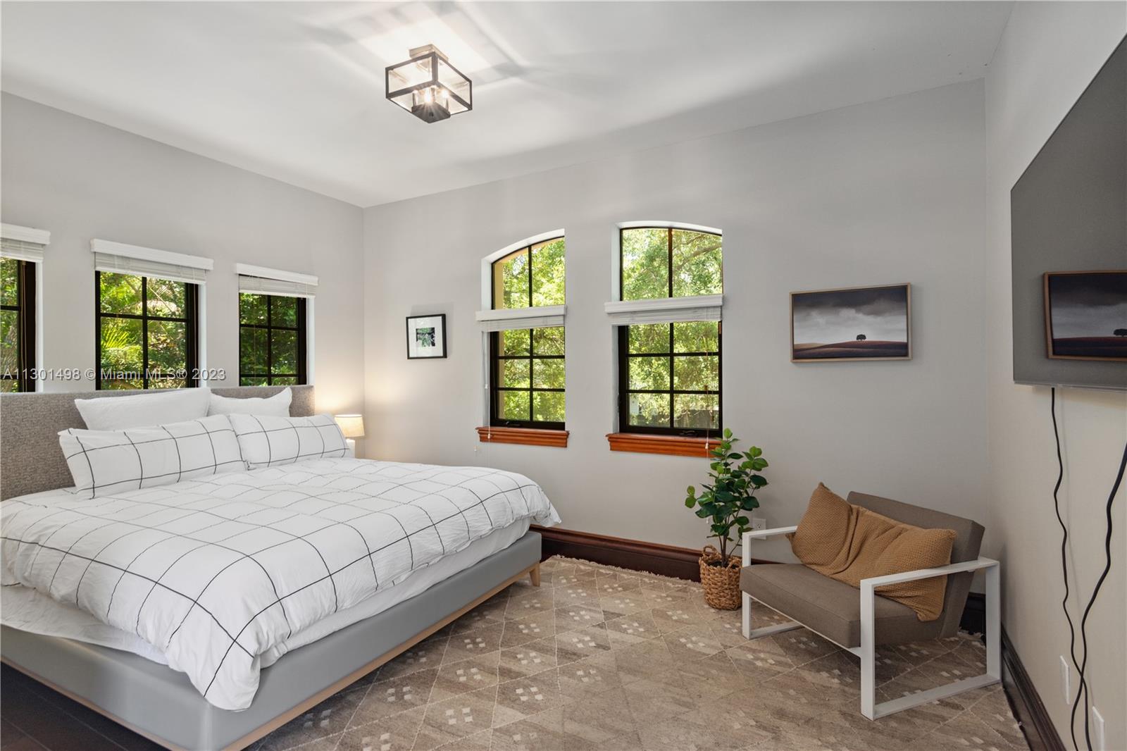 LINDEN ACRES - Residential