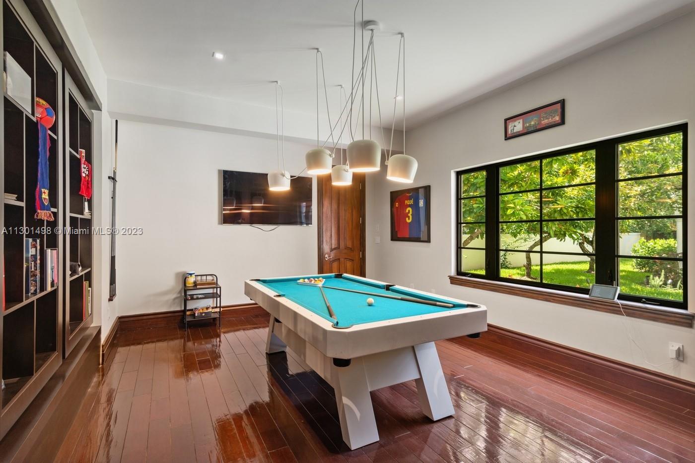 LINDEN ACRES - Residential