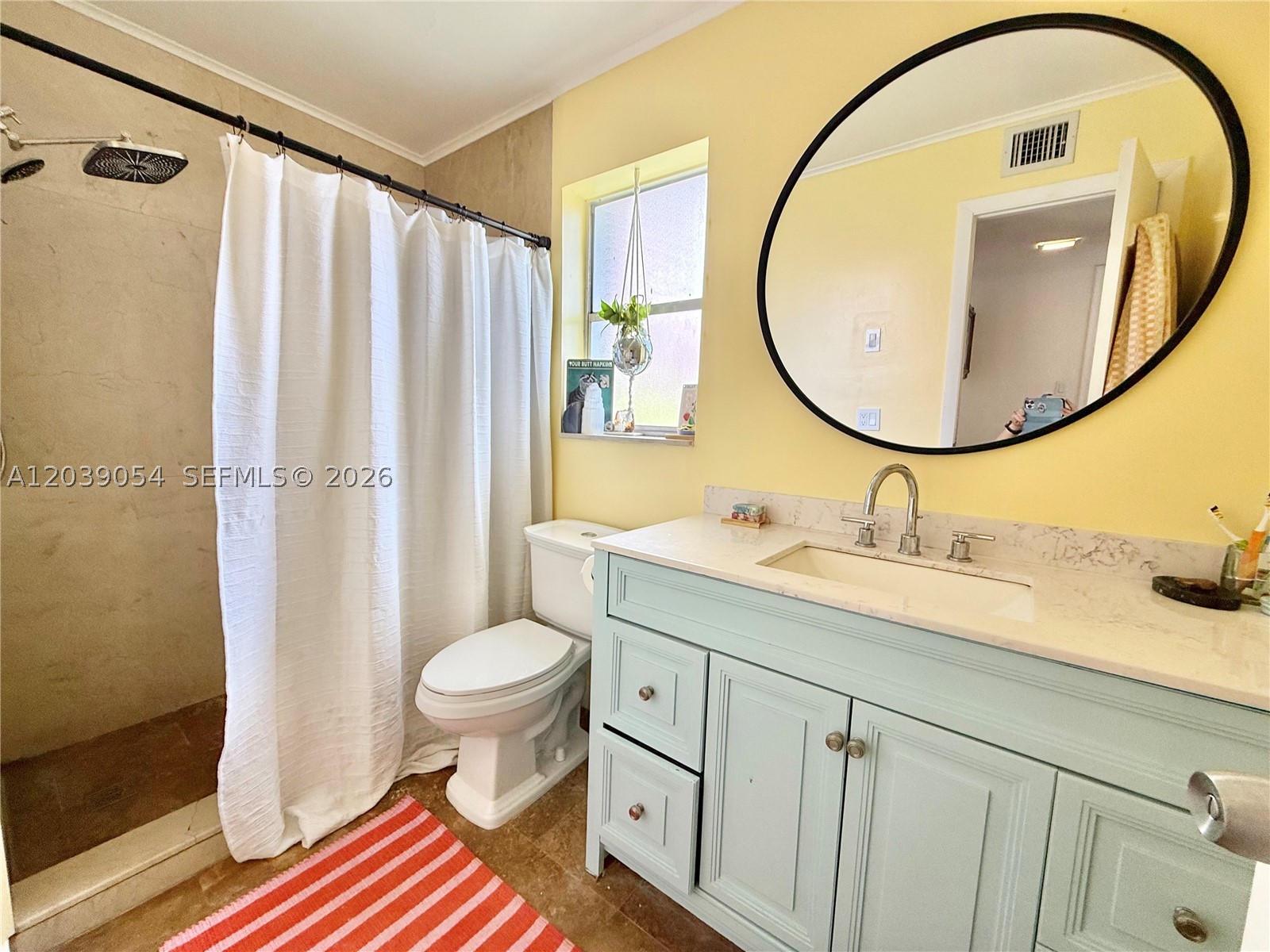ROYAL TERRACE CONDOMINIUM - Residential