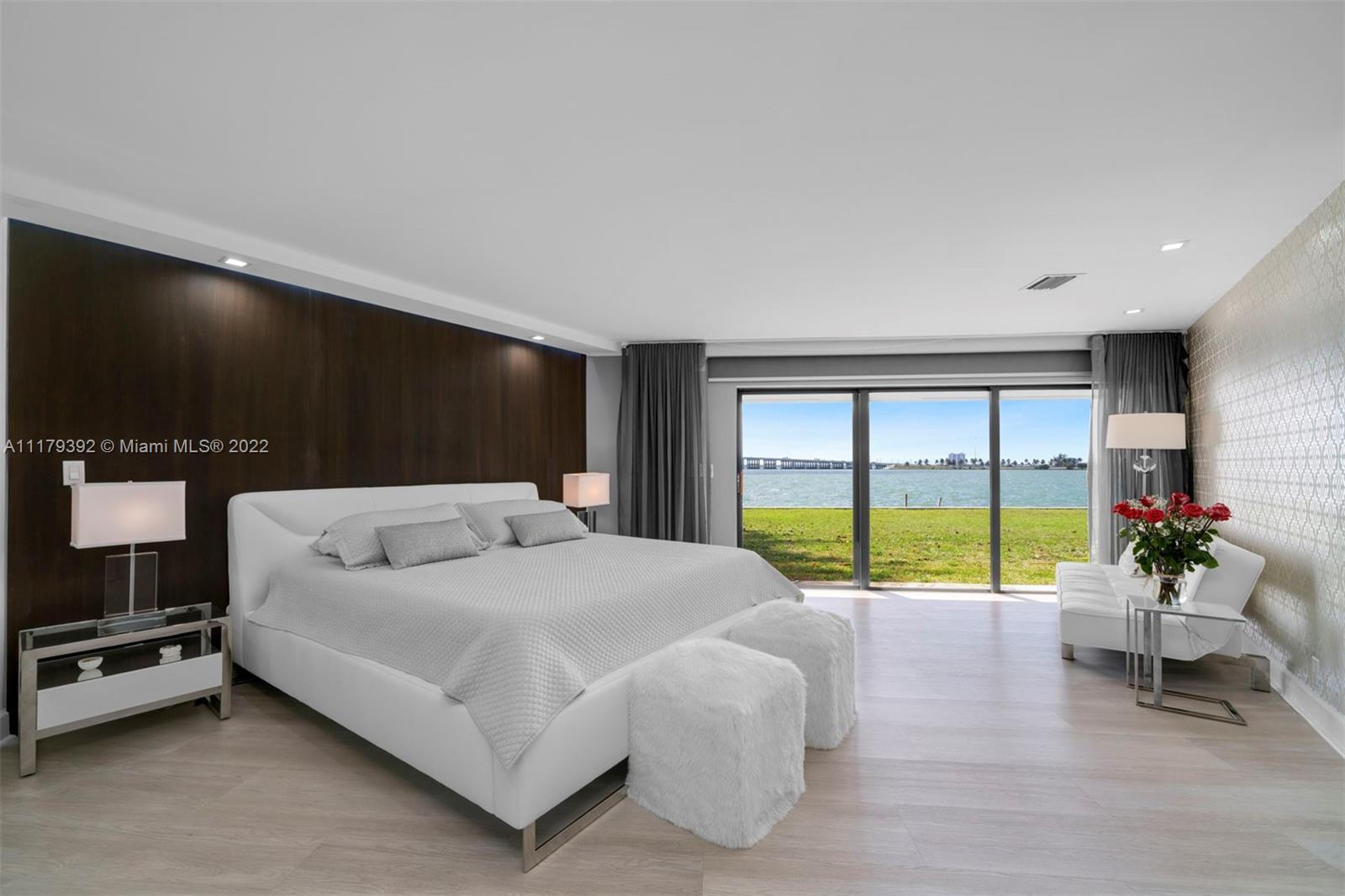 BAY POINT - Residential