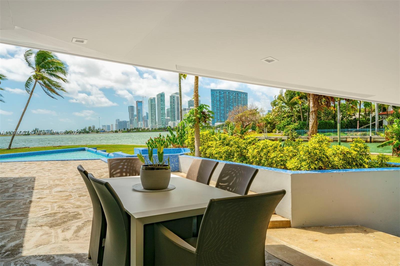 BAY POINT - Residential