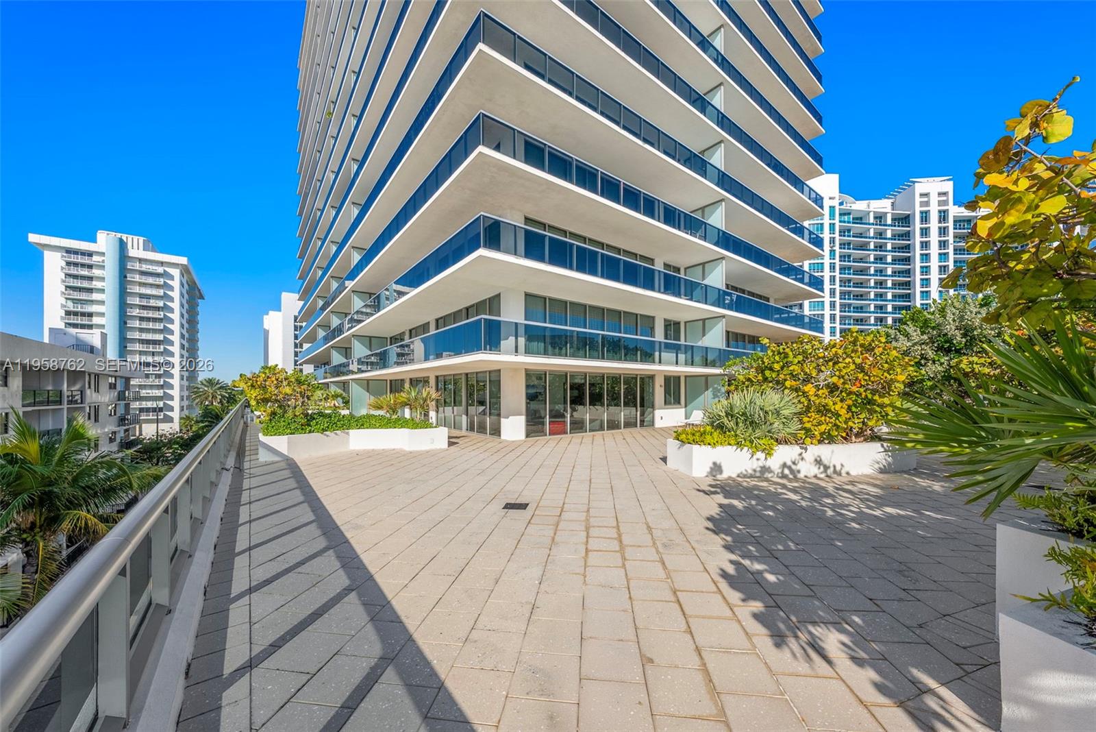MEI CONDO - Residential