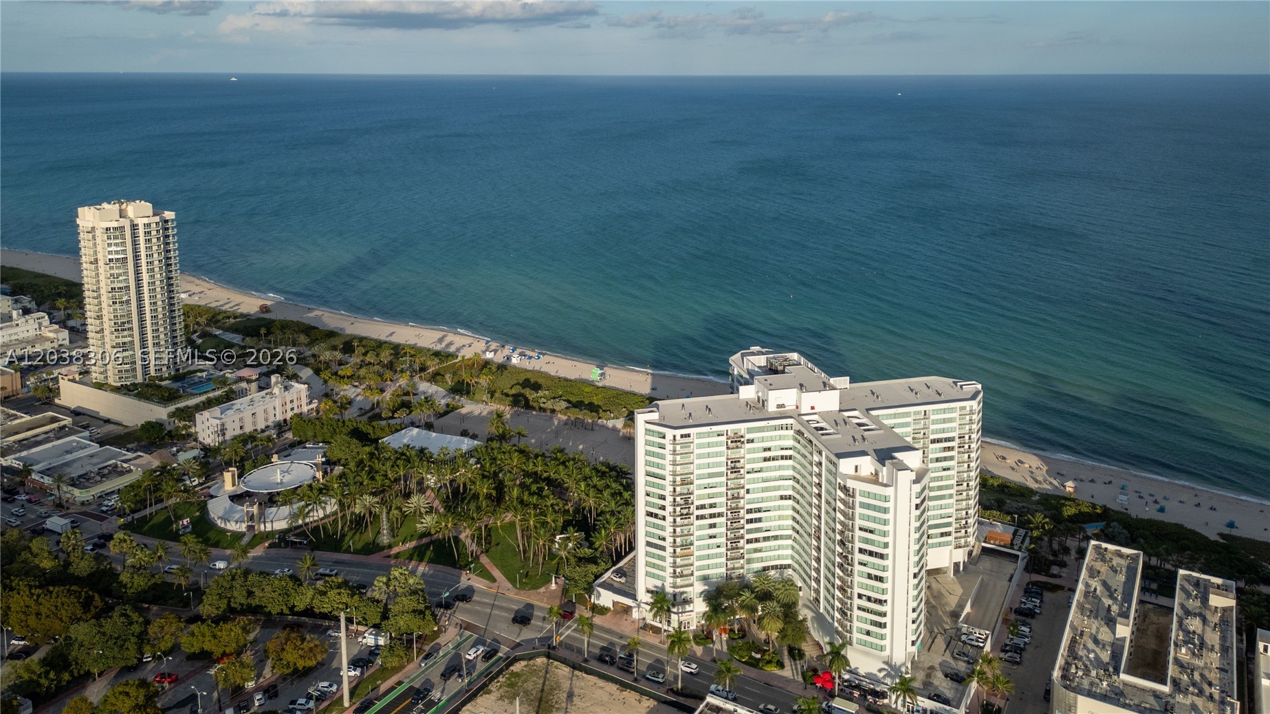 BURLEIGH HOUSE CONDO - Residential