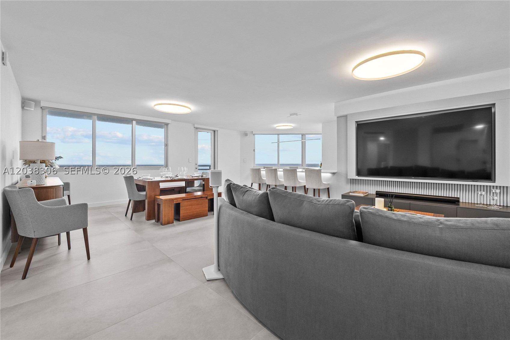 BURLEIGH HOUSE CONDO - Residential