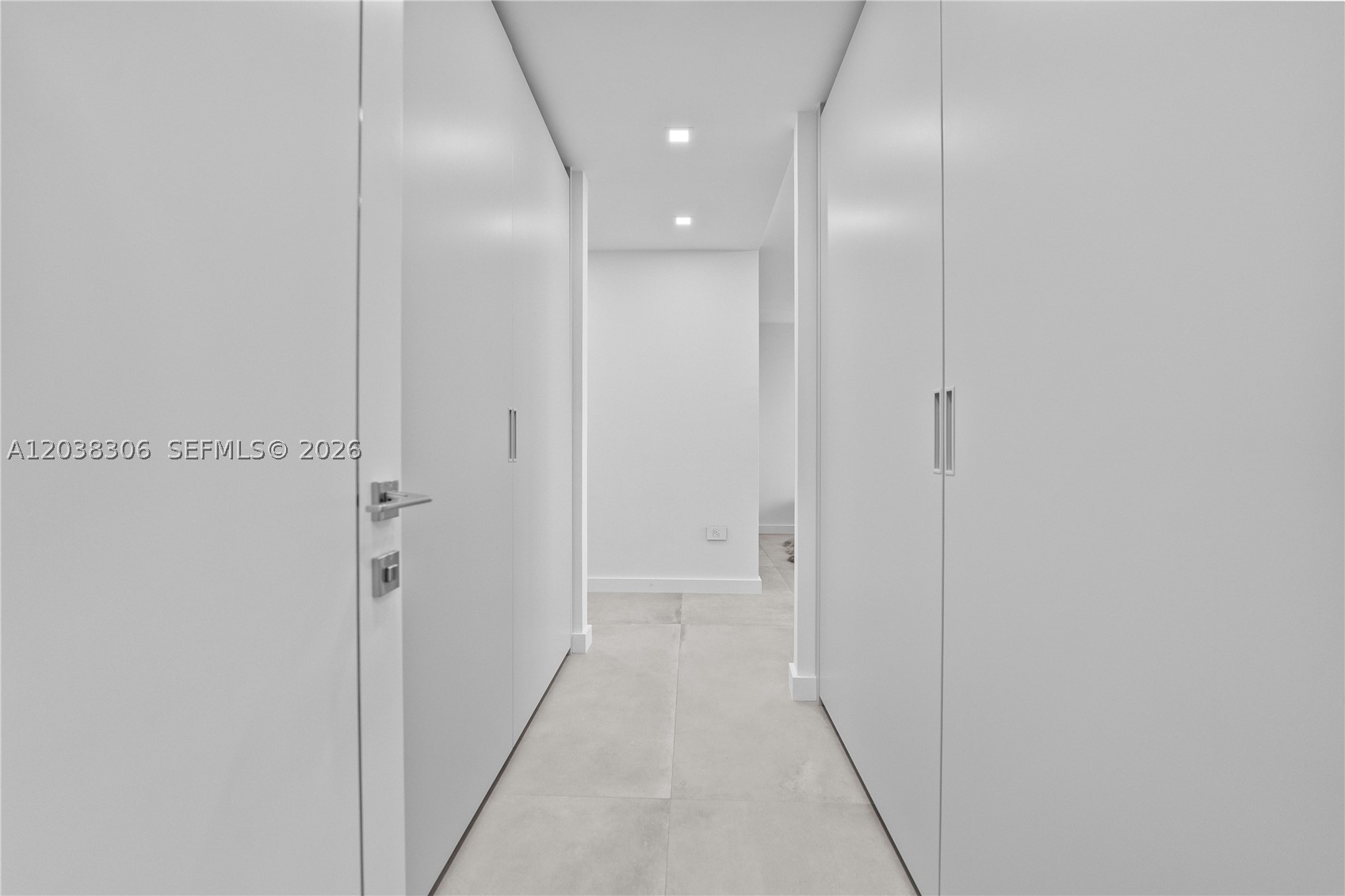 BURLEIGH HOUSE CONDO - Residential