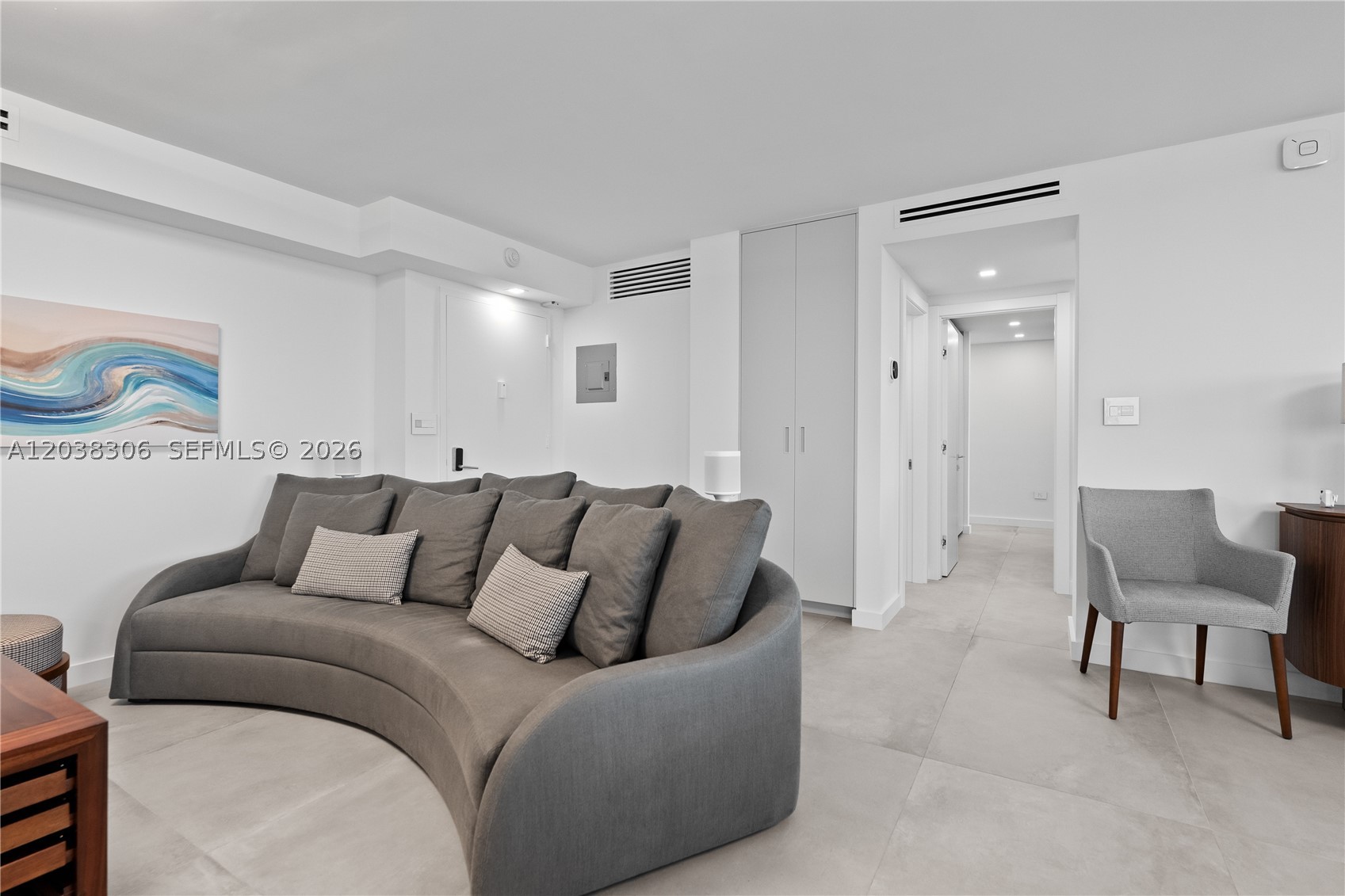BURLEIGH HOUSE CONDO - Residential