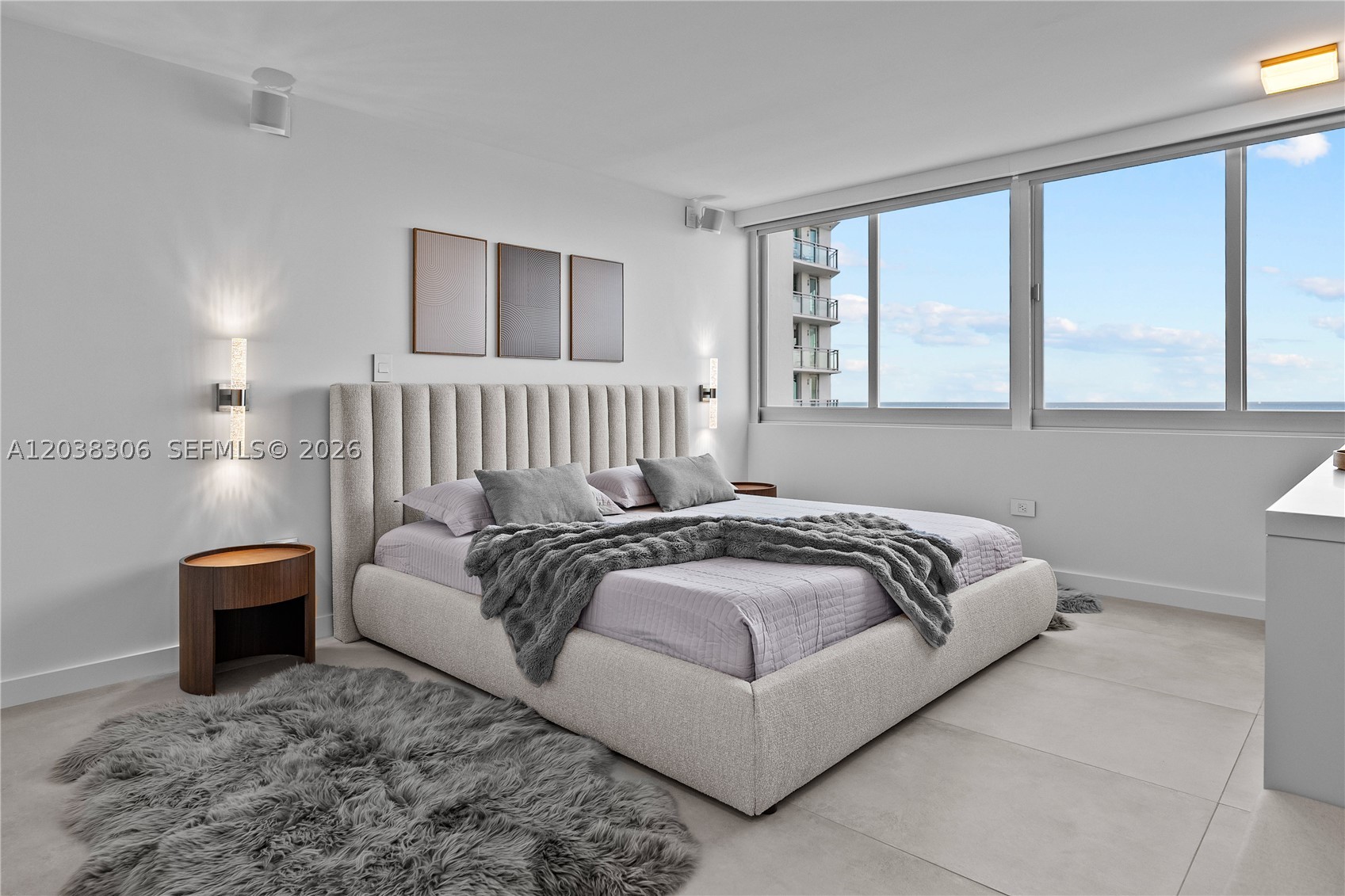 BURLEIGH HOUSE CONDO - Residential