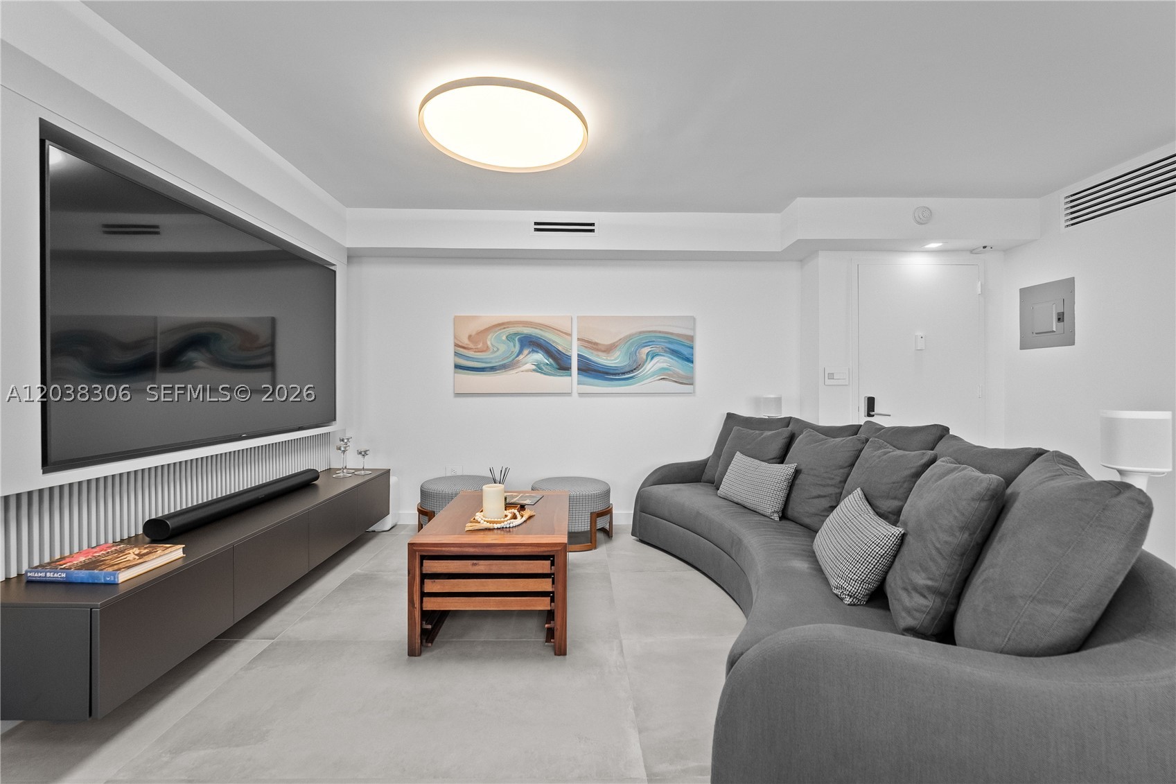 BURLEIGH HOUSE CONDO - Residential