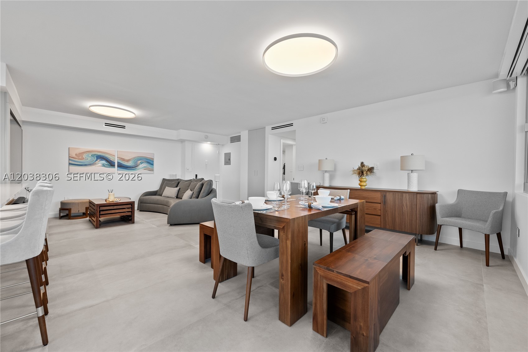 BURLEIGH HOUSE CONDO - Residential