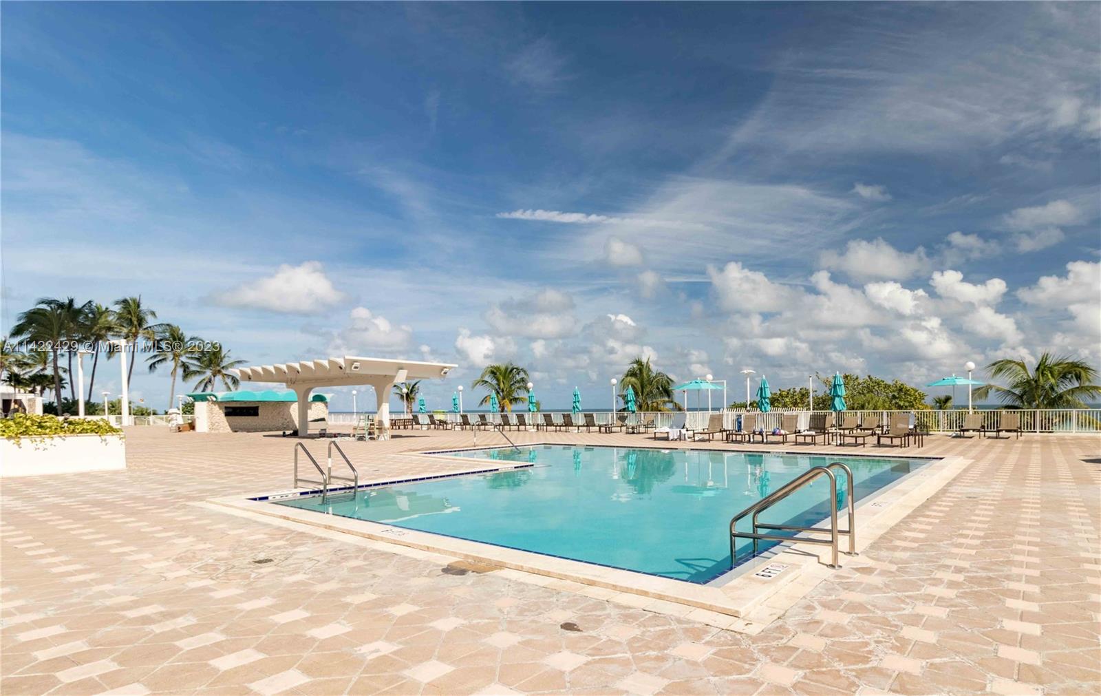 ARLEN BEACH CONDO - Residential Lease