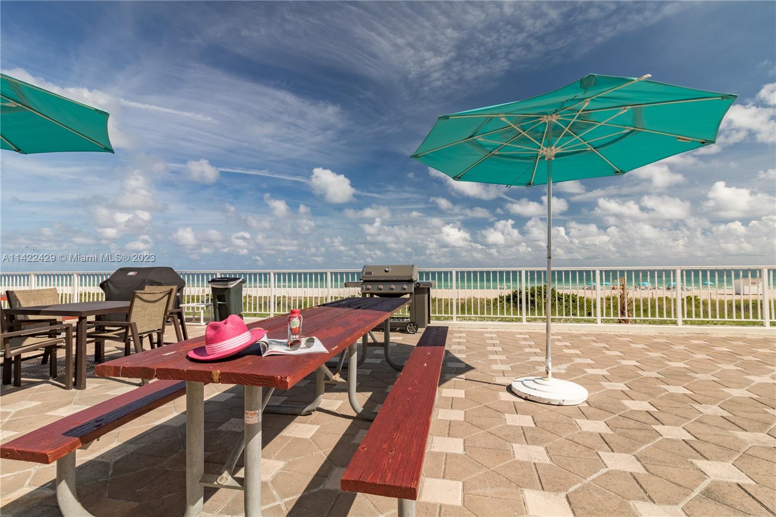 ARLEN BEACH CONDO - Residential Lease