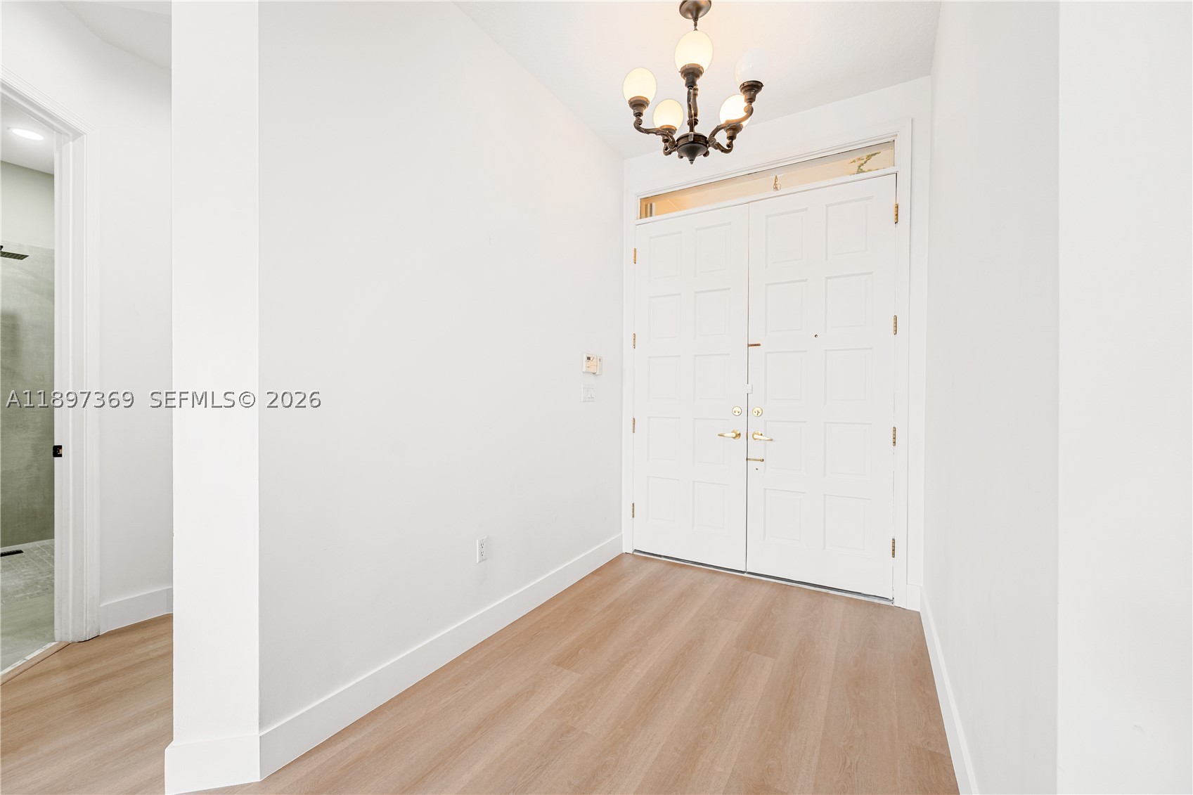 ISLAND WAY - Residential