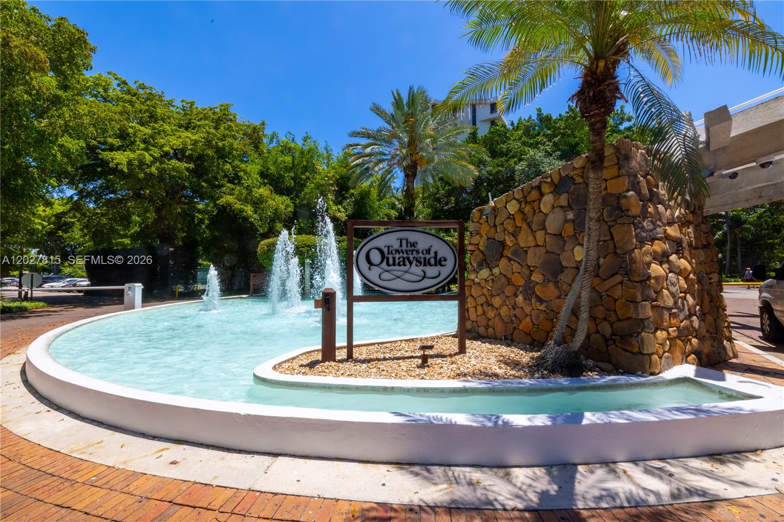 THE TOWERS OF QUAYSIDE CO - Residential