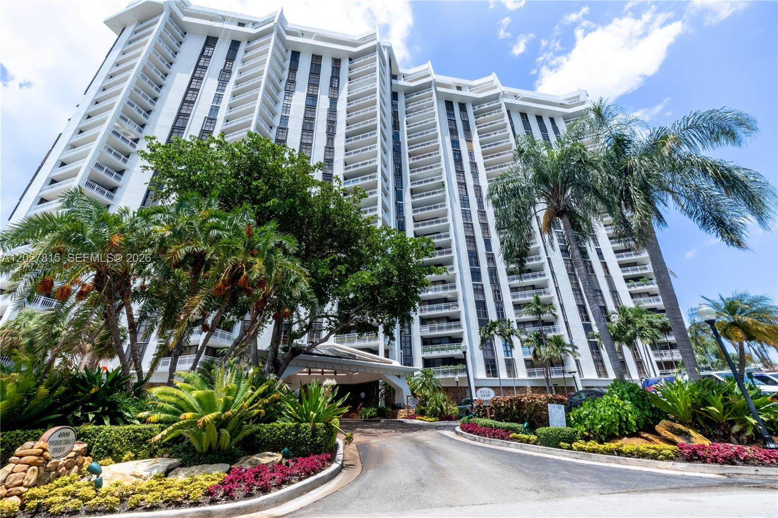 THE TOWERS OF QUAYSIDE CO - Residential