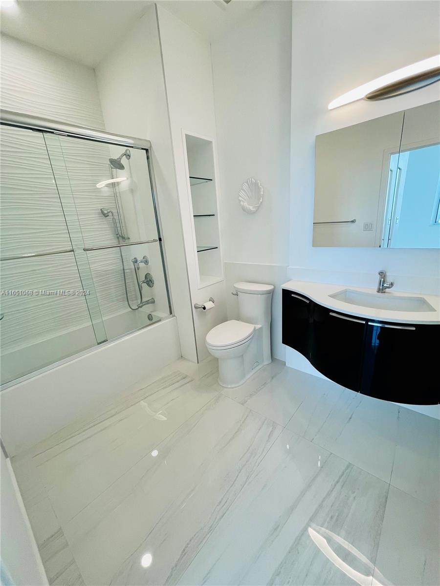 ONE MIAMI EAST CONDO - Residential Lease