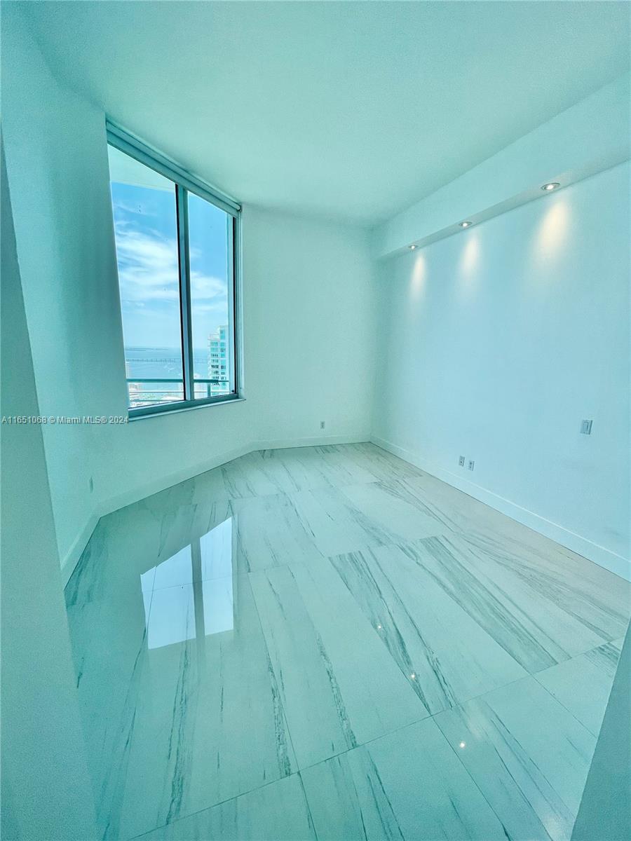 ONE MIAMI EAST CONDO - Residential Lease