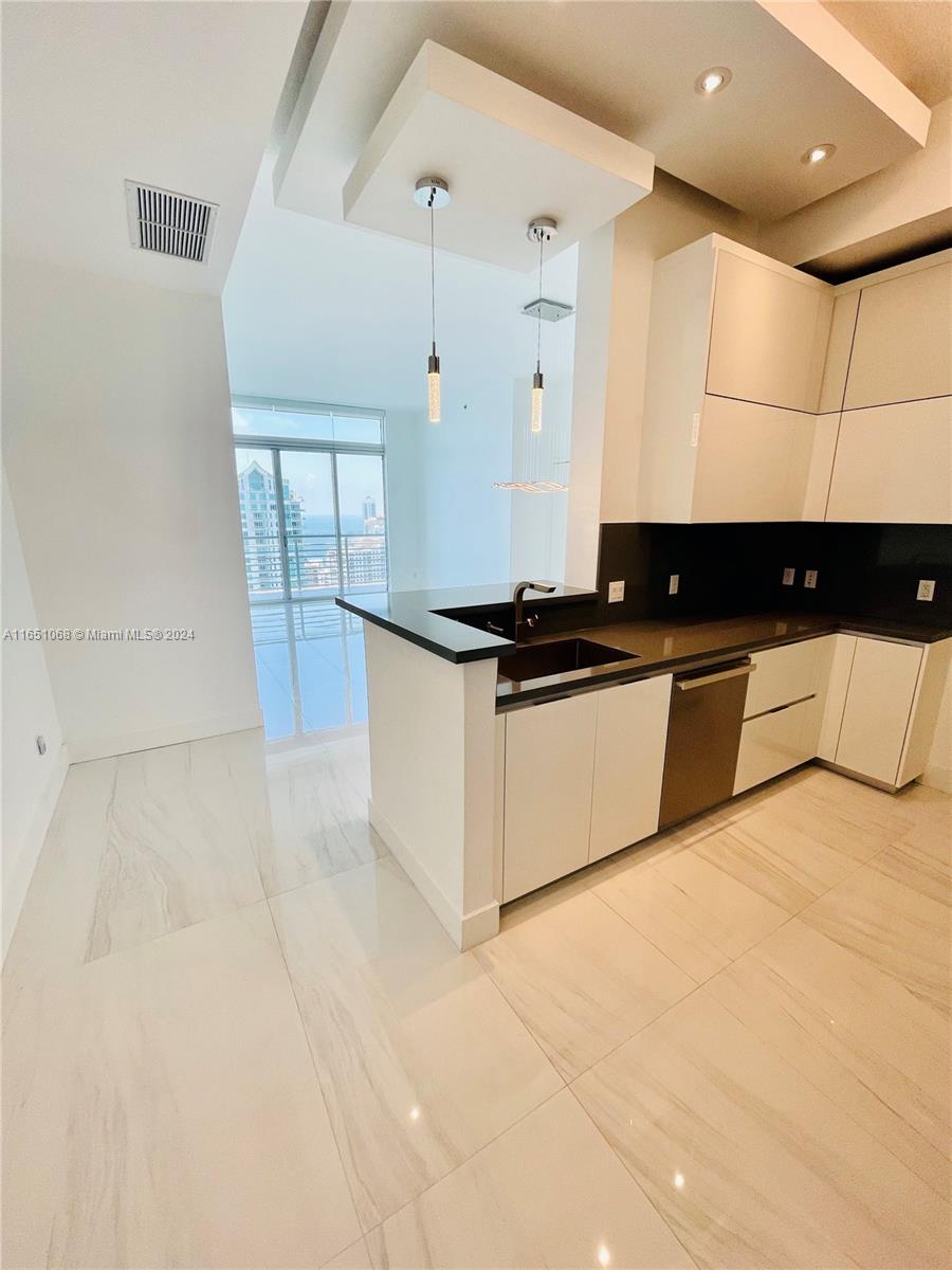 ONE MIAMI EAST CONDO - Residential Lease