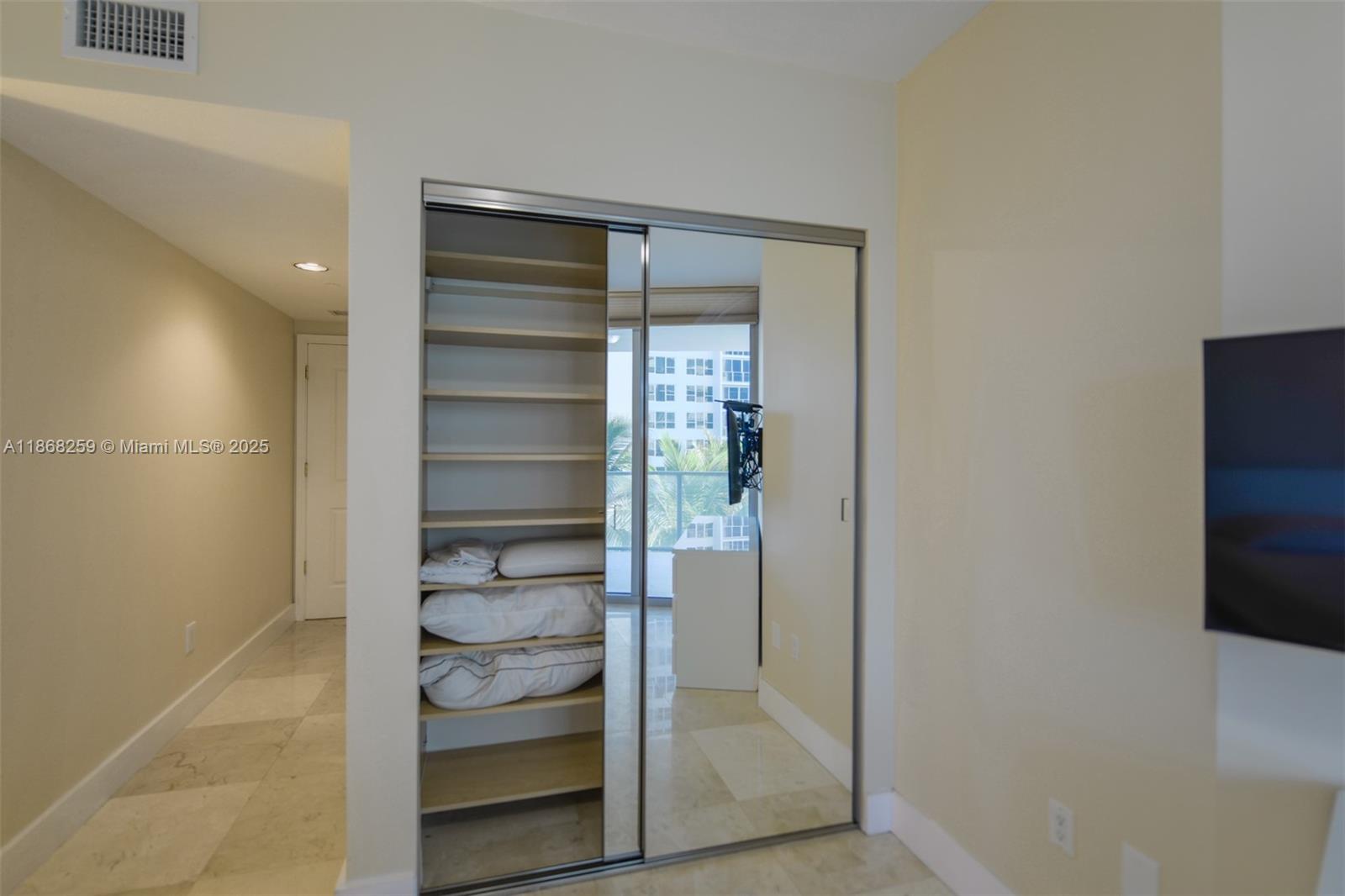 OCEAN PALMS CONDO - Residential