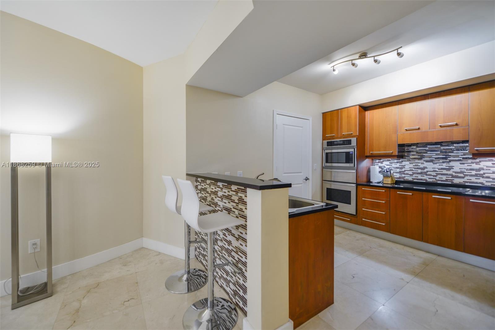 OCEAN PALMS CONDO - Residential