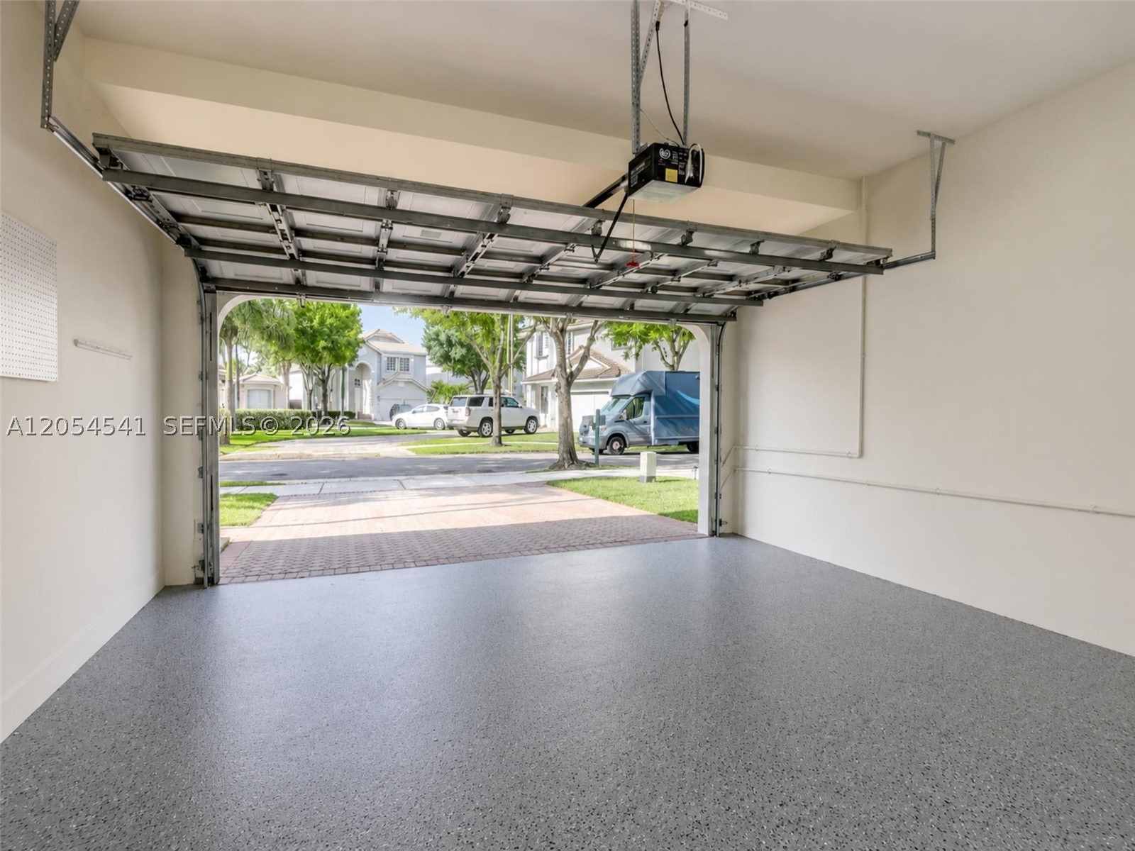 DORAL ISLES ST CROIX AMEN - Residential Lease