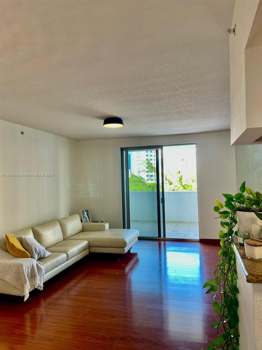 HAVANA LOFTS CONDO - Residential Lease