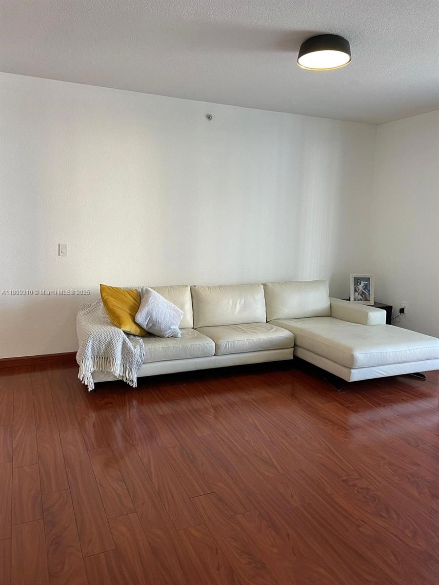 HAVANA LOFTS CONDO - Residential Lease