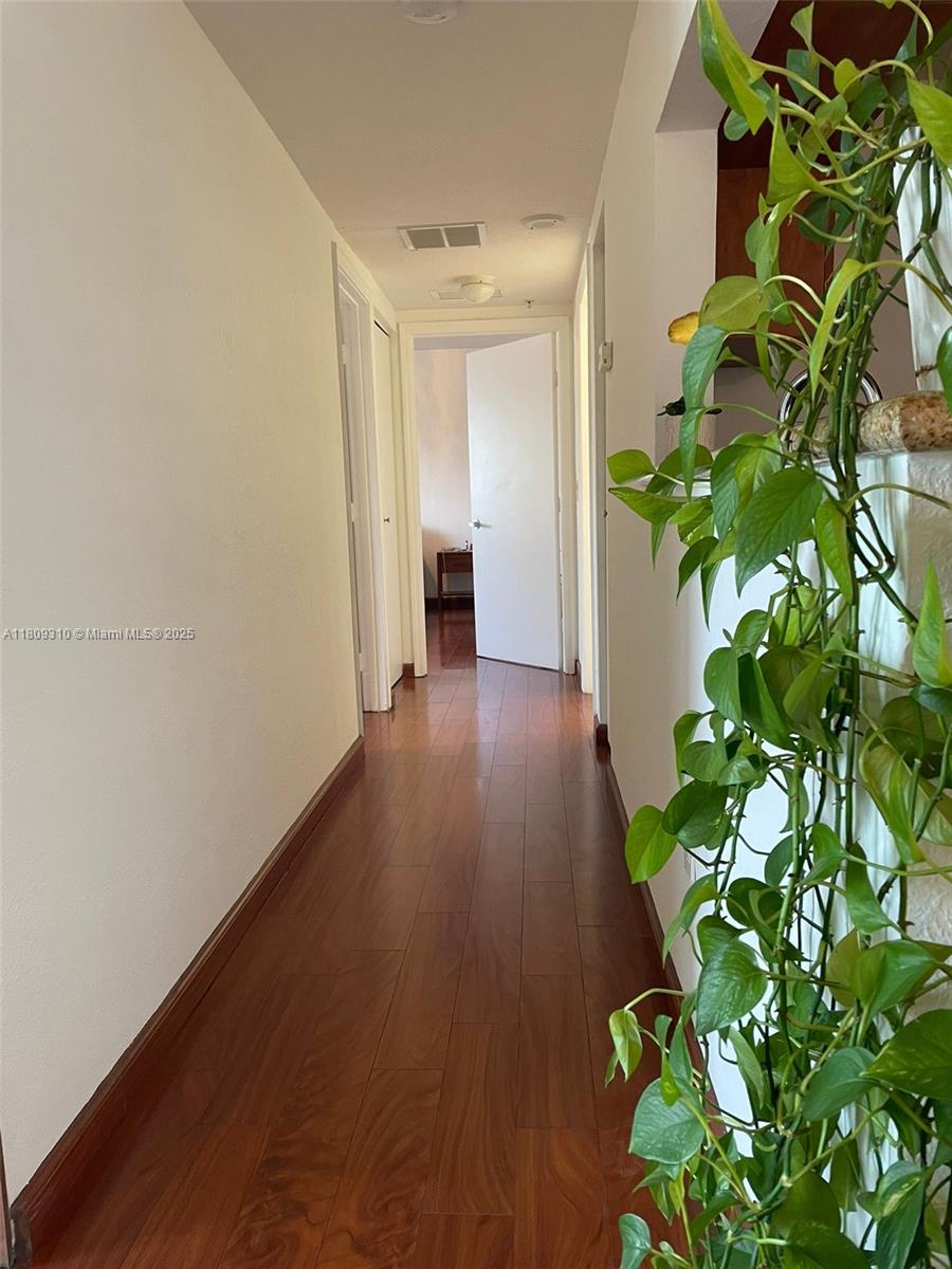 HAVANA LOFTS CONDO - Residential Lease