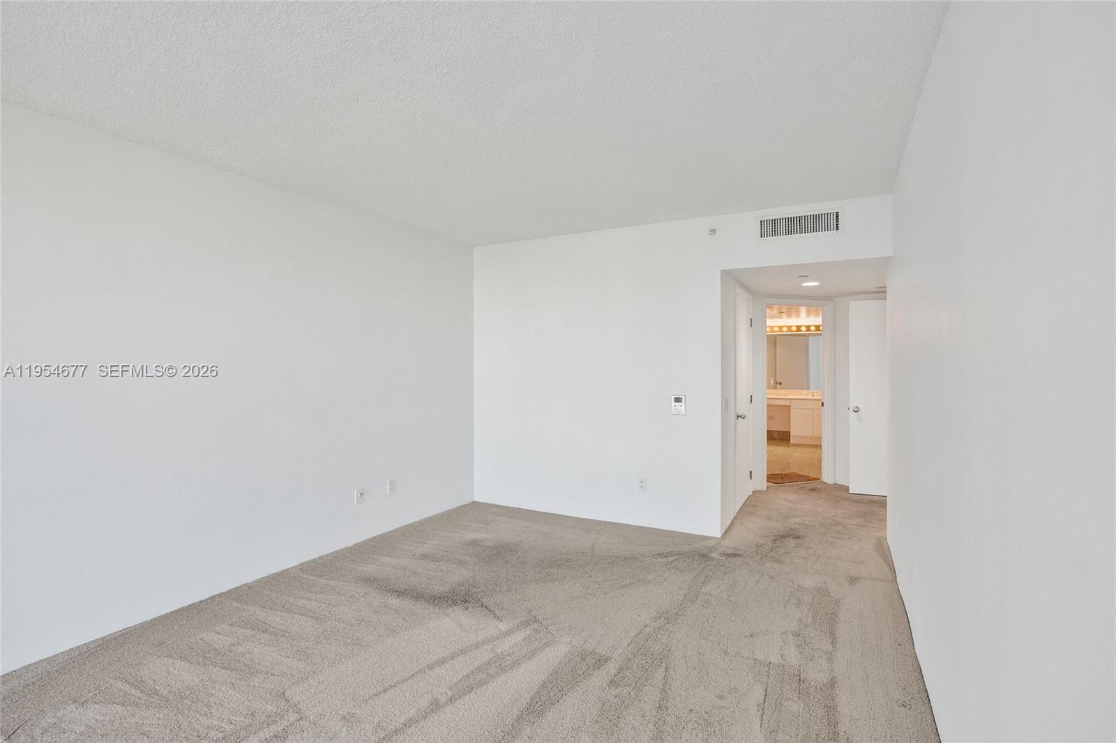 NORTH TOWER AT THE POINT - Residential