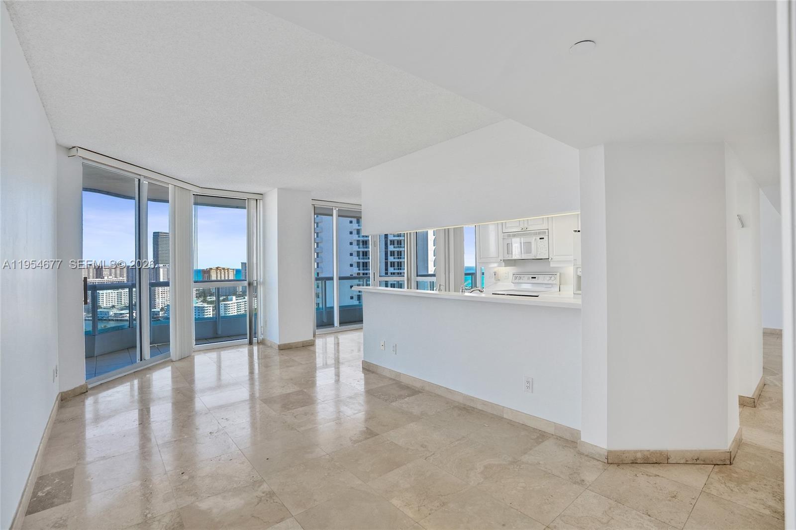 NORTH TOWER AT THE POINT - Residential