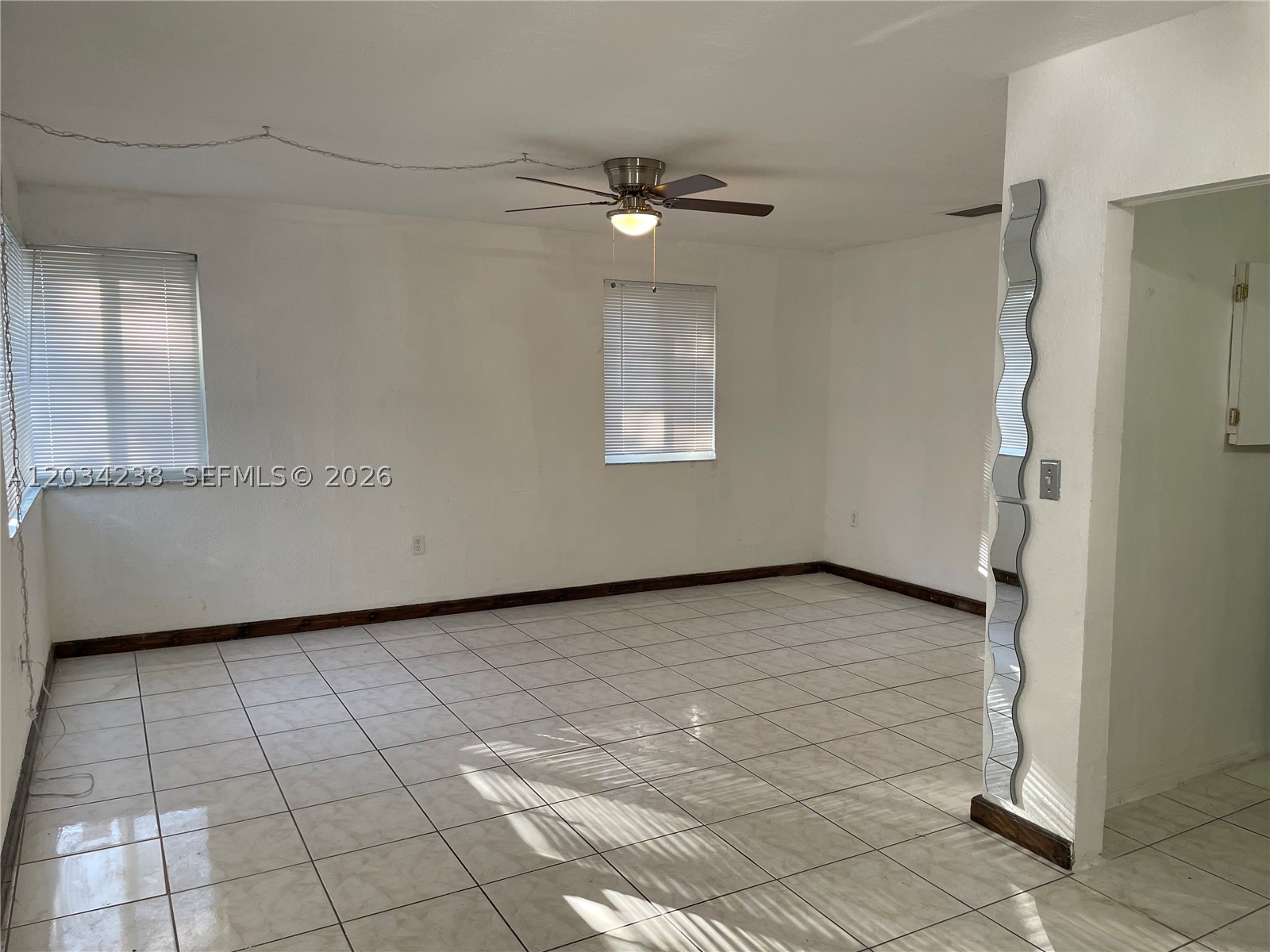 DE HEDOUVILLES SUB - Residential Lease