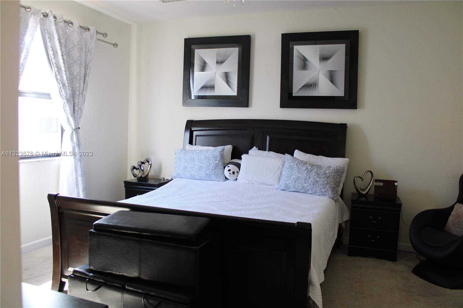 COCO PALM ESTATES - Residential Lease