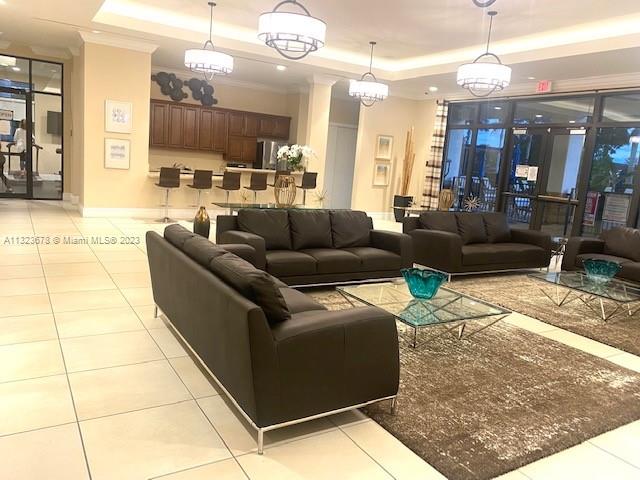 COCO PALM ESTATES - Residential Lease