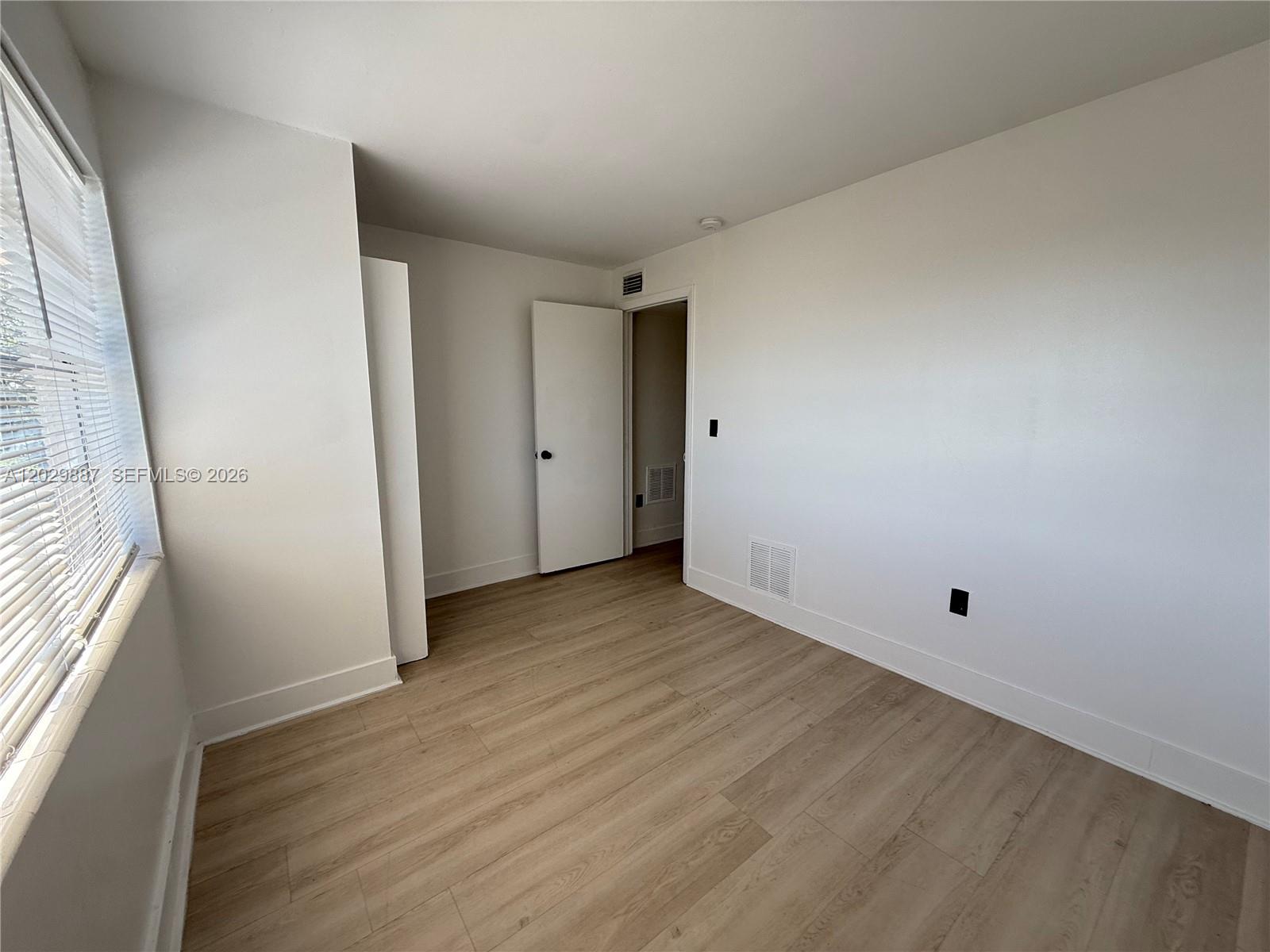 BISCAYNE PARK ESTATES - Residential Lease