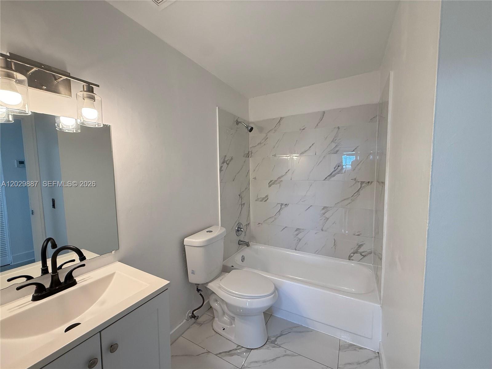 BISCAYNE PARK ESTATES - Residential Lease