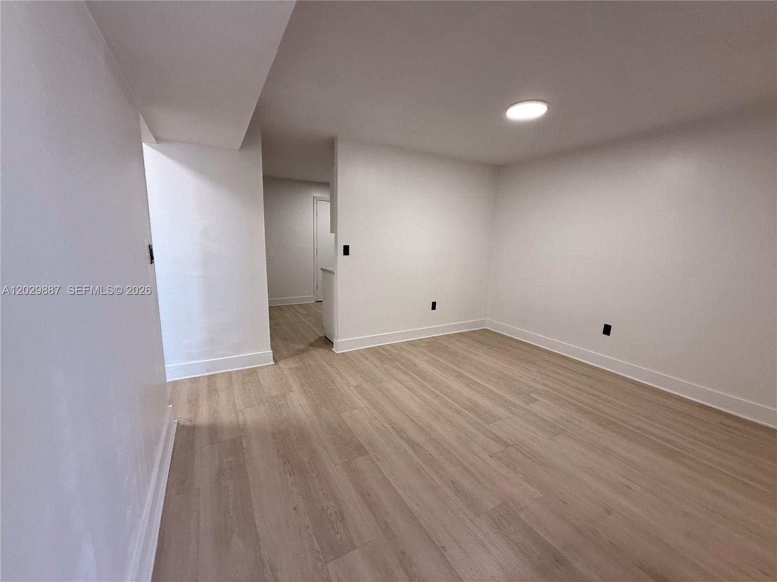 BISCAYNE PARK ESTATES - Residential Lease