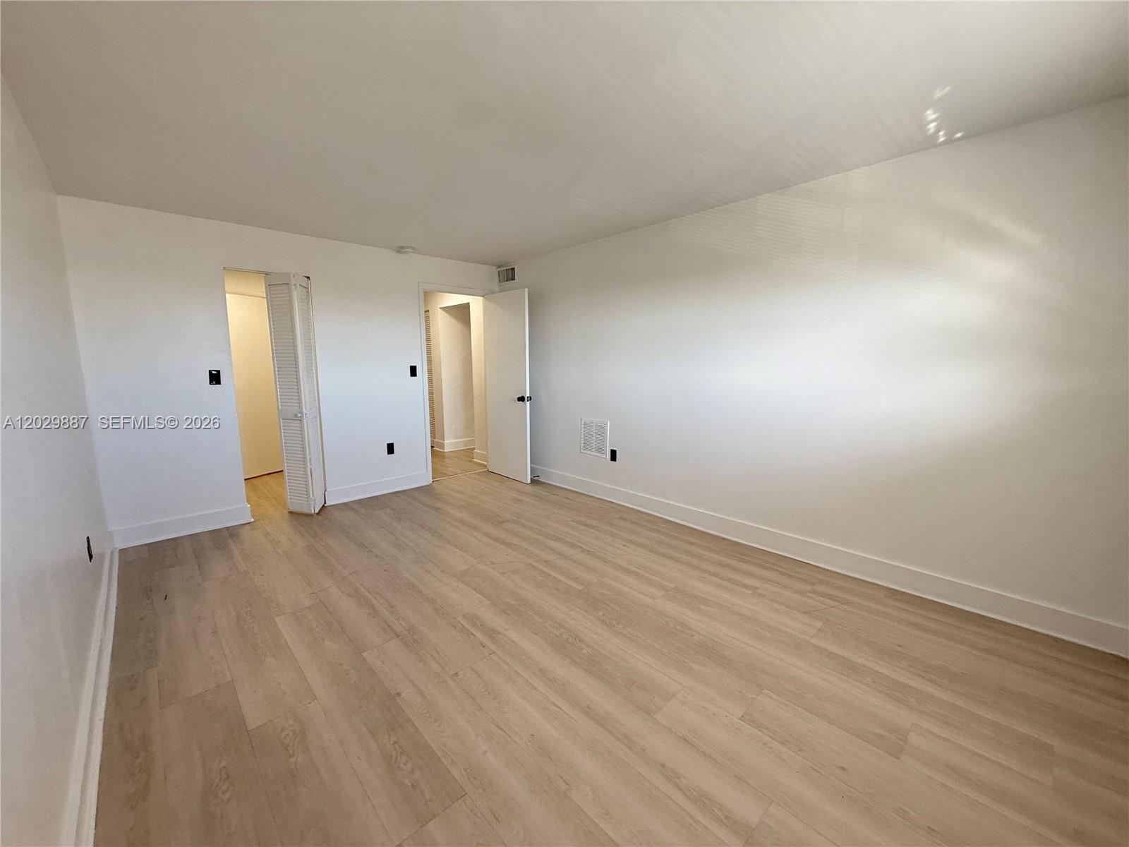 BISCAYNE PARK ESTATES - Residential Lease