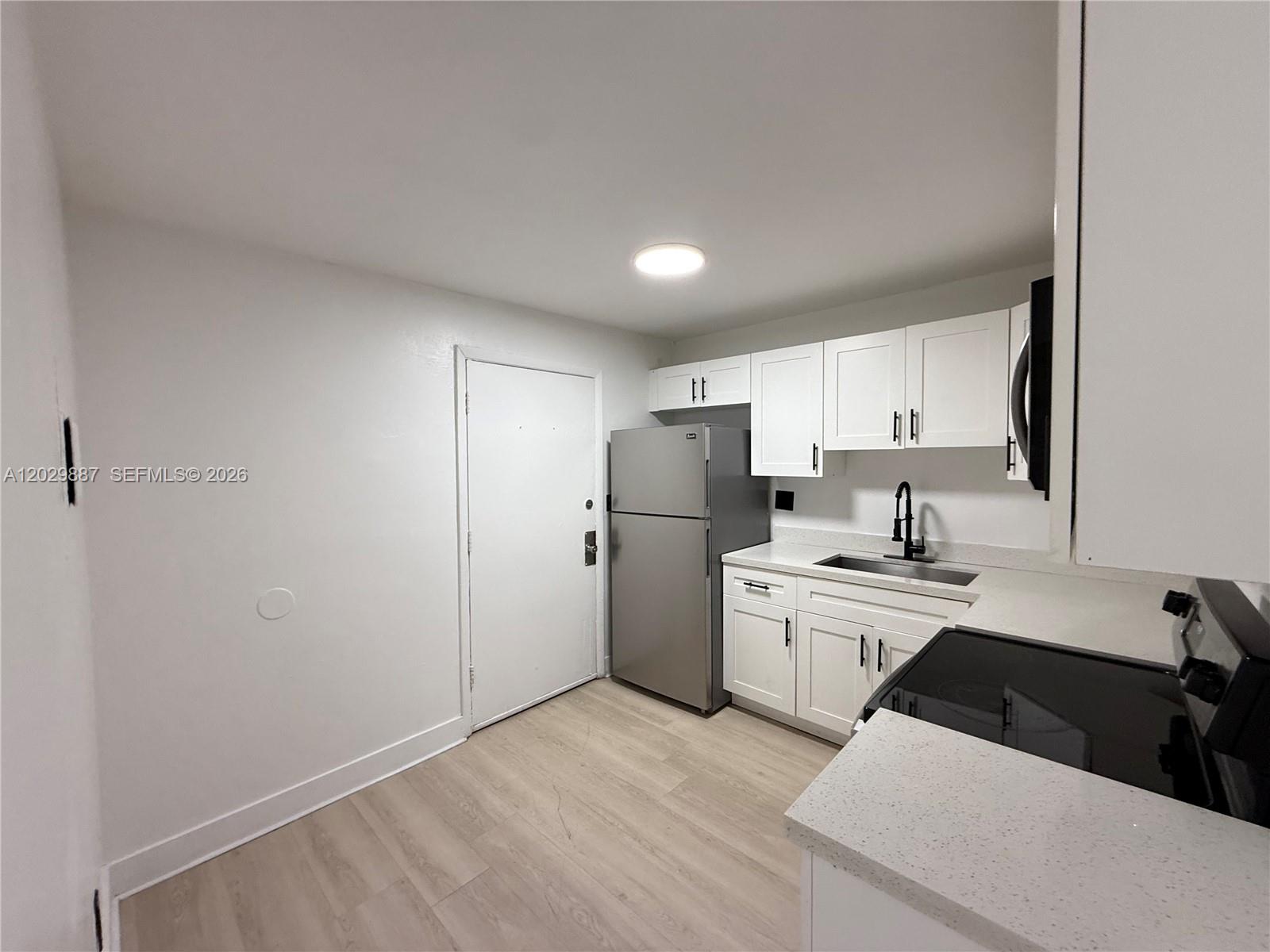 BISCAYNE PARK ESTATES - Residential Lease