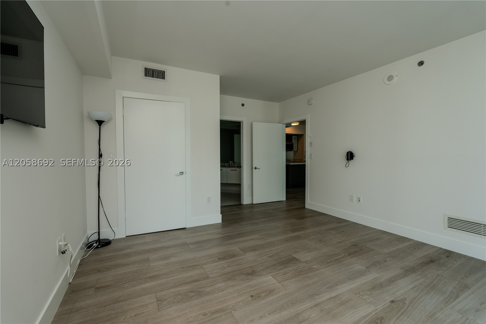 500 BRICKELL EAST CONDO - Residential