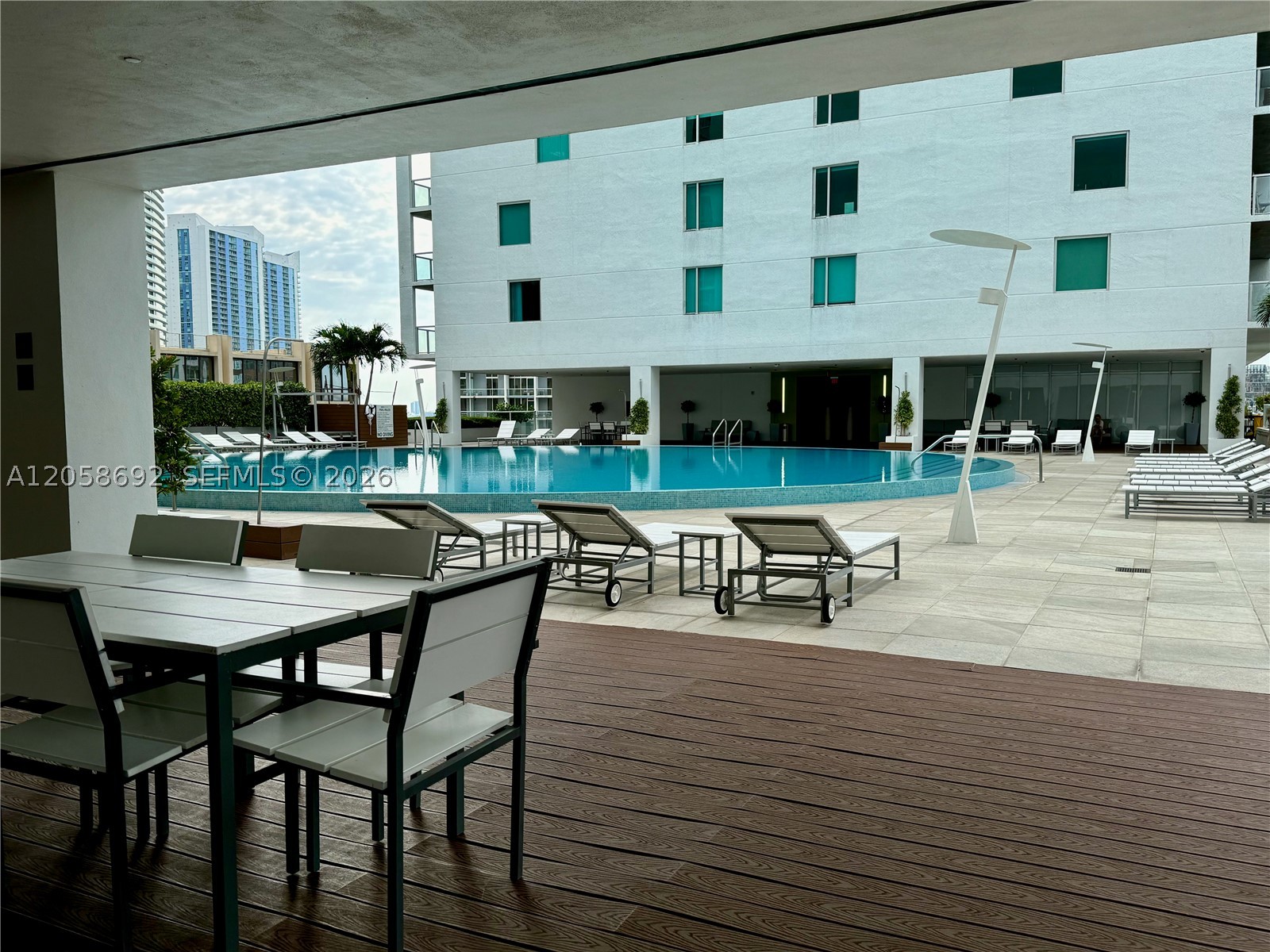500 BRICKELL EAST CONDO - Residential