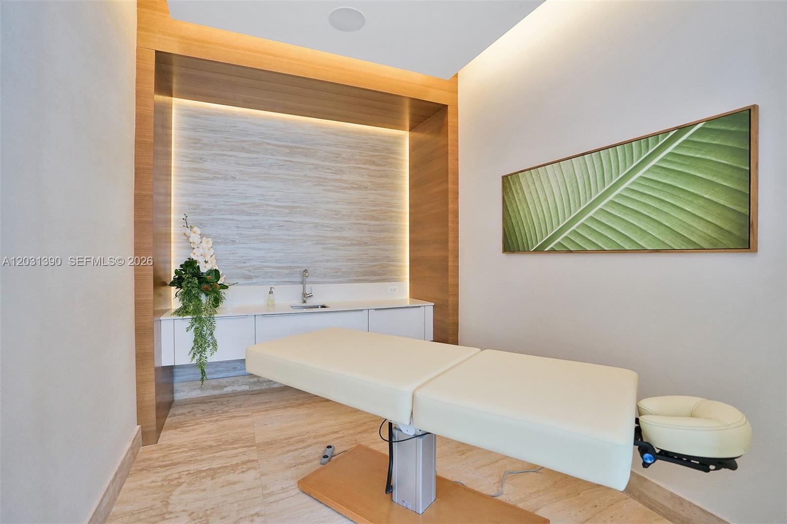 THE HARBOUR SOUTH CONDO - Residential Lease