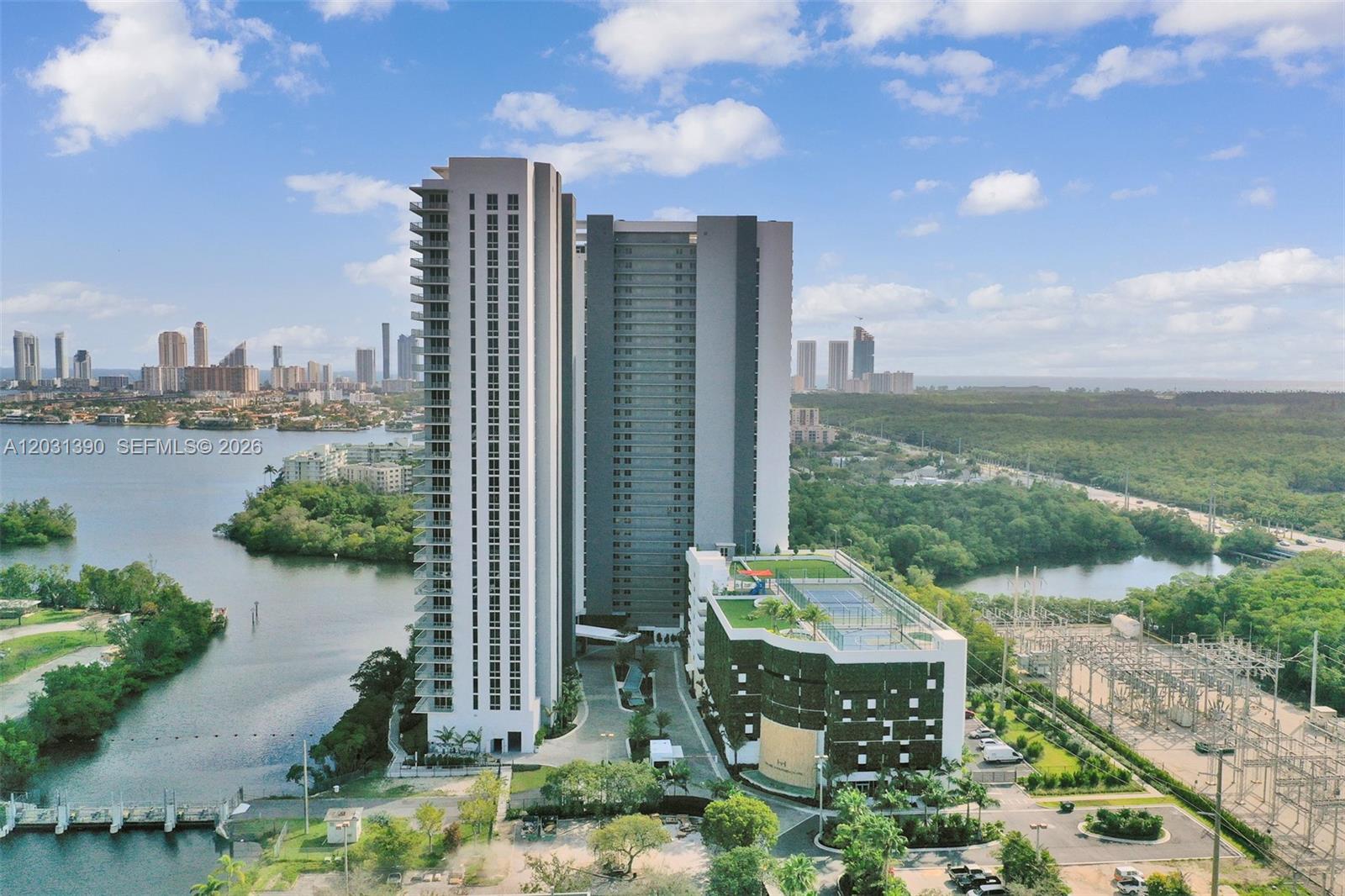 THE HARBOUR SOUTH CONDO - Residential Lease
