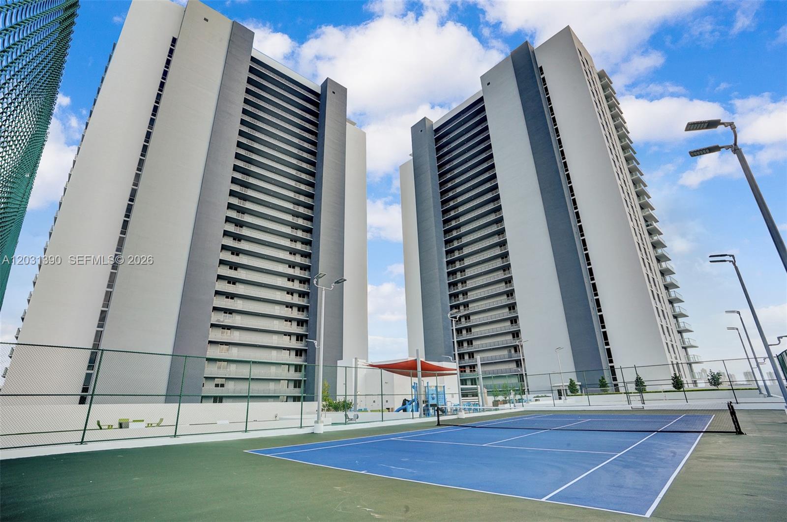 THE HARBOUR SOUTH CONDO - Residential Lease